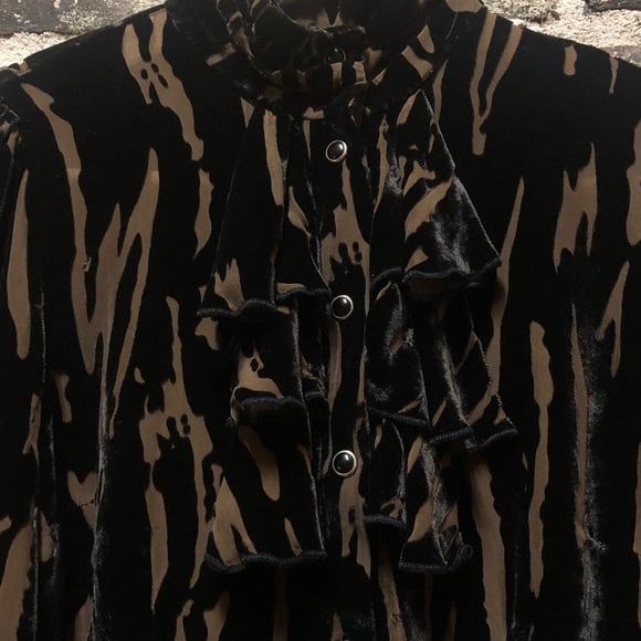 Shrine Velvet Ruffle Snap button Blouse S - Picture 3 of 8